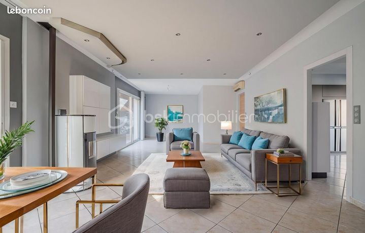 Villa 4 pièces 166 m²