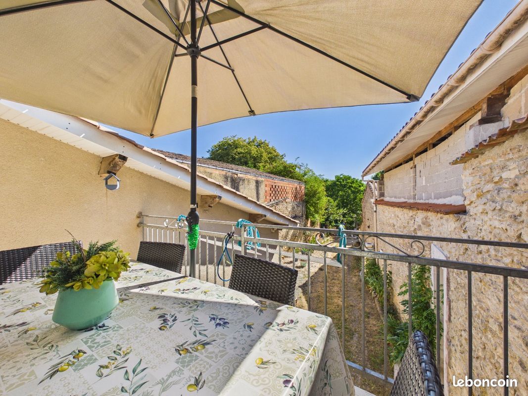 Maison 3 pièces 79 m² · à Saint-Aubin-de-Blaye · 79 m² · 117 000 €