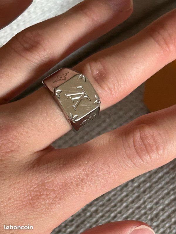Bijouterie Bague Chevaliere Louis Vuitton Bijoux Louis Vuitton