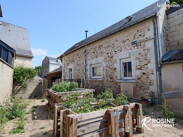 Immeuble 377 m² Beaufort-en-Anjou