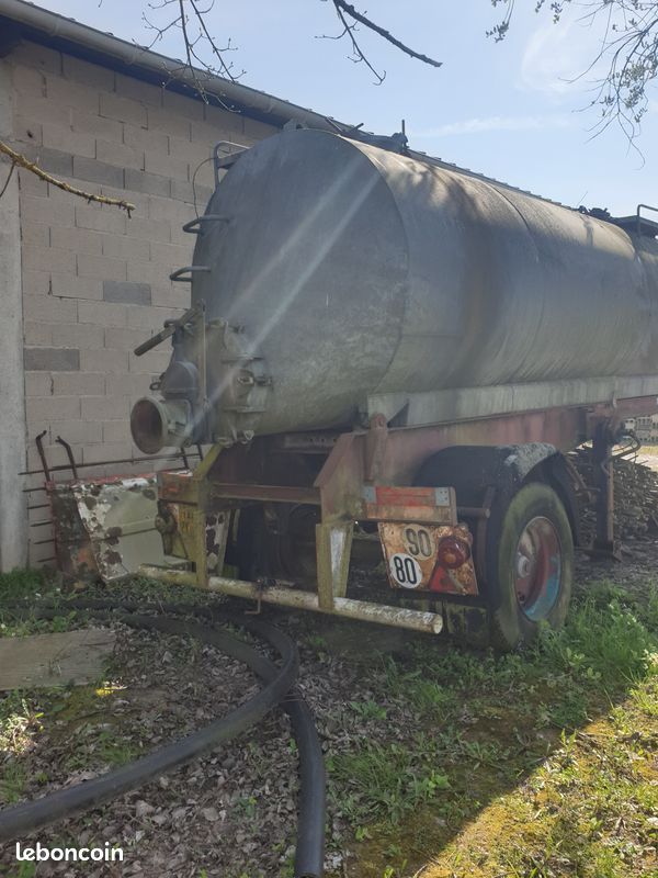Citerne à eau /Cuve à lisier 12500L galvanisée (image 2)