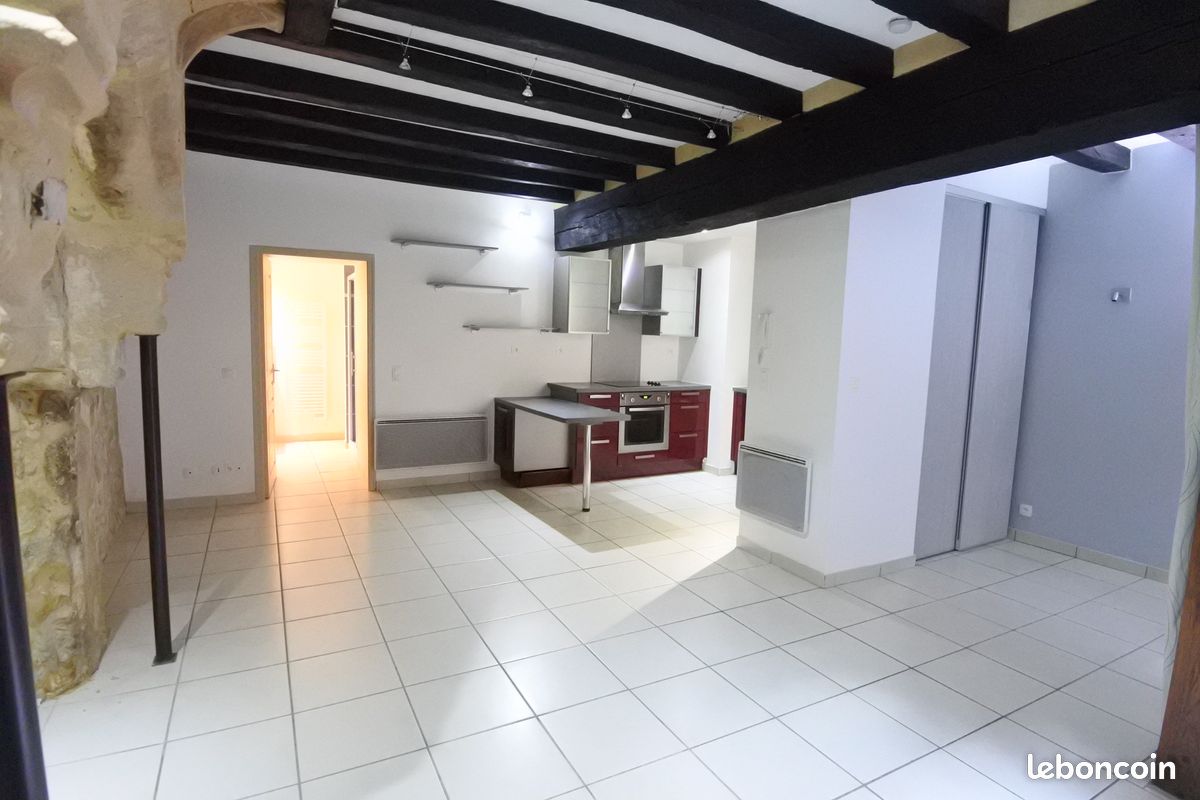 Appartement 1 pièce 40 m² · à La Ferté-Bernard · 40 m² · 450 €/mois
