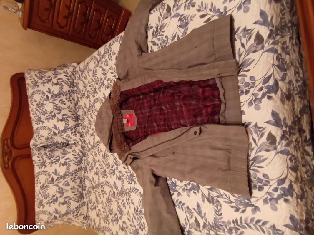 Vends vêtements enfants 0 à 2 ans garçons la plupart jamais mis atres bas prix manteau femme 50 52 (image 6)