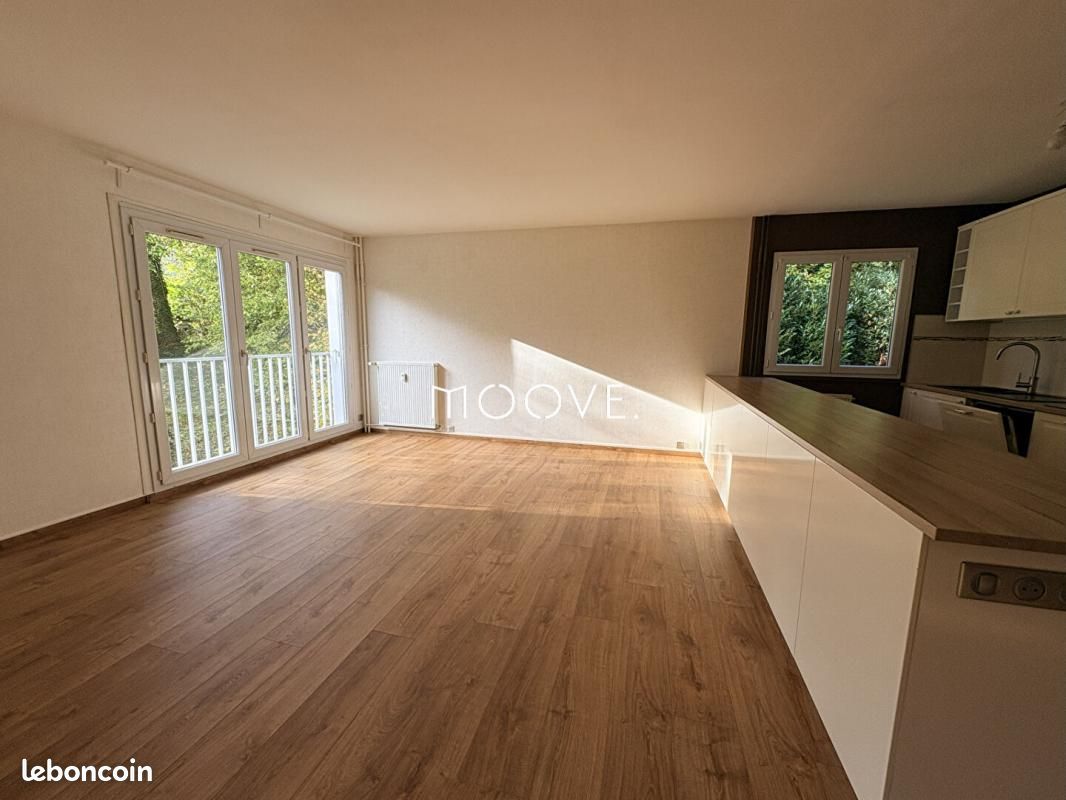 Appartement 4 pièces 89 m² · à Barentin · 89 m² · 870 €