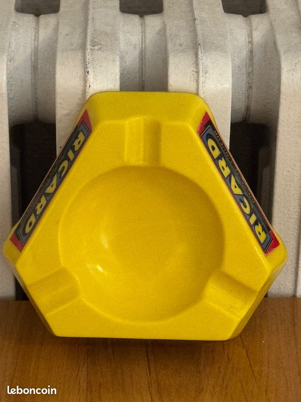 Cendrier Publicitaire Ricard – XXL Bar Rond – Céramique Jaune – Vintage 1980