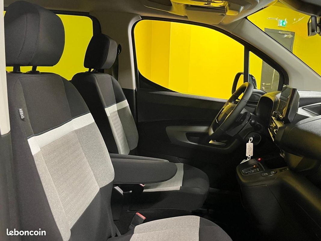 CITROEN BERLINGO 1.5 BlueHDI 130cv EAT8 MAX N1 TVA RECUPERABLE (image 4)