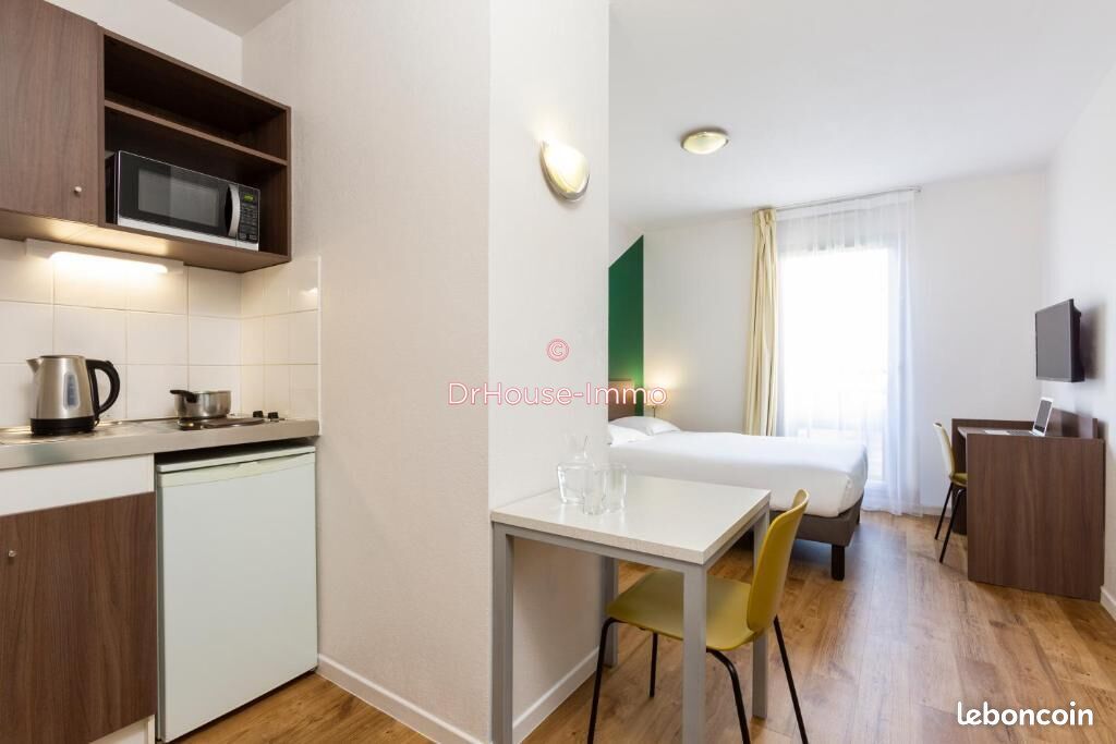Appartement 1 pièce 21 m² · à Carrières-sous-Poissy · 21 m² · 63 000 €