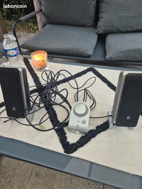 A saisir Logitech z3 en bon etat (image 2)