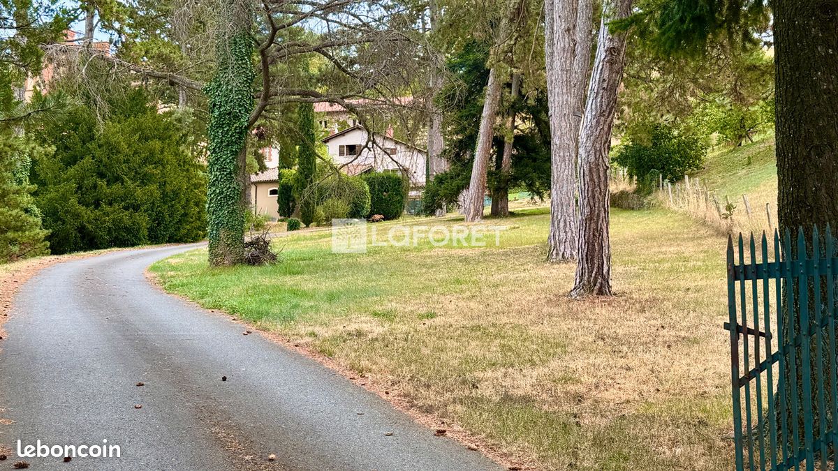 Maison 10 pièces 204 m² · à Chevinay · 204 m² · 395 000 €