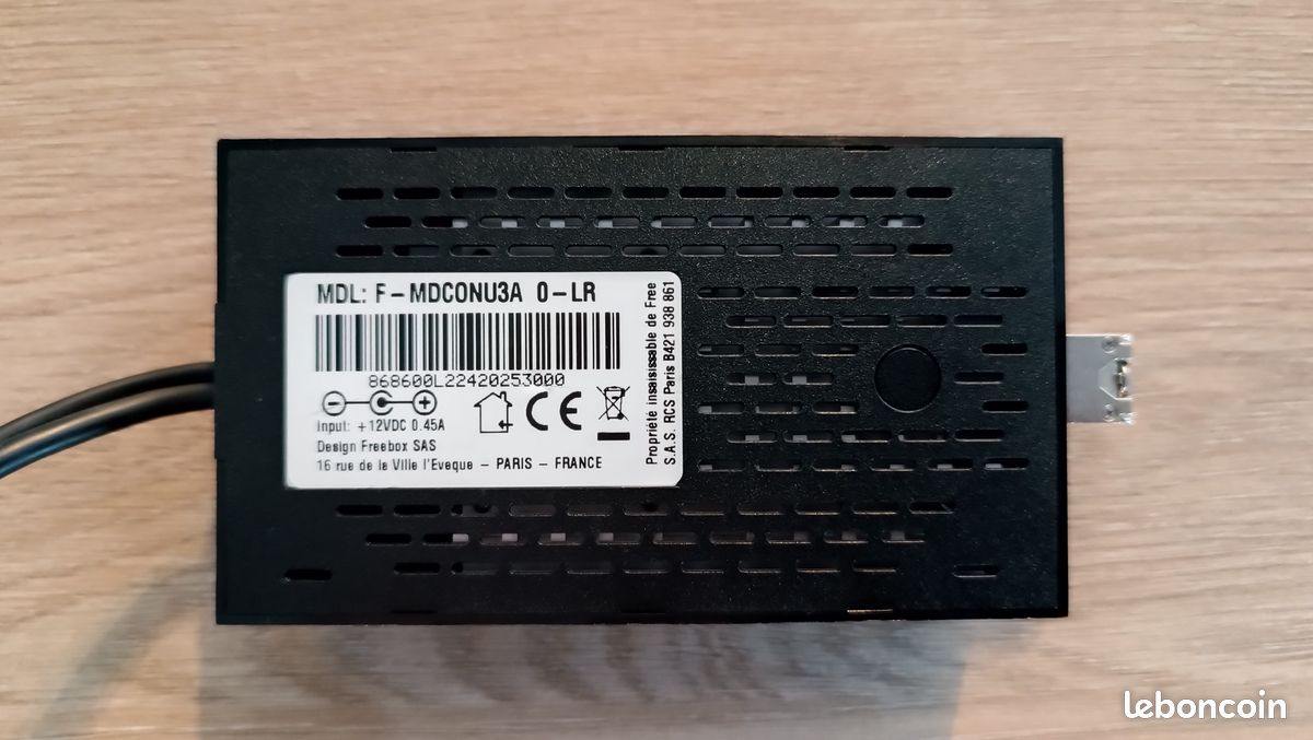 Boîtier Convertisseur ONU FTTH ZMD Pour Freebox - F-MDONU05A - Neuf