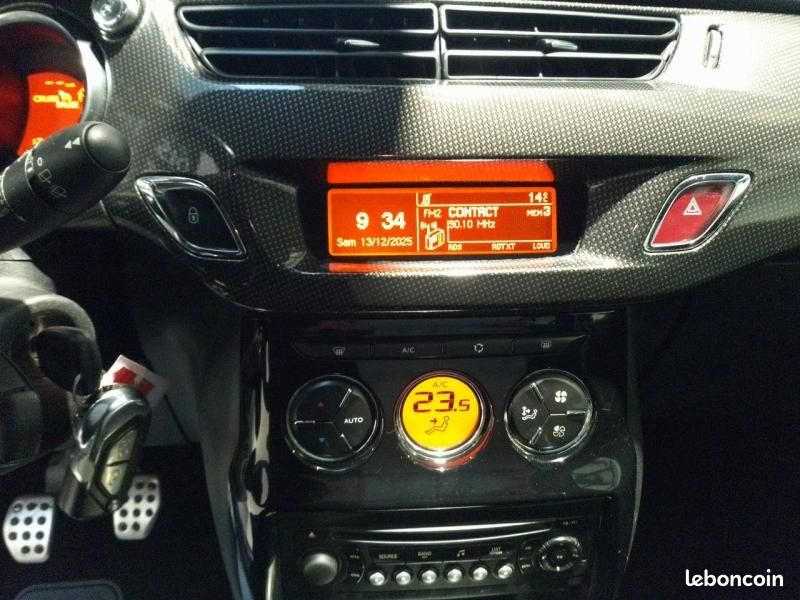 Citroen DS3 1.6 e-HDi110 Airdream Sport Chic (image 15)