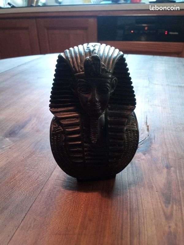 Statue egyptienne (image 2)