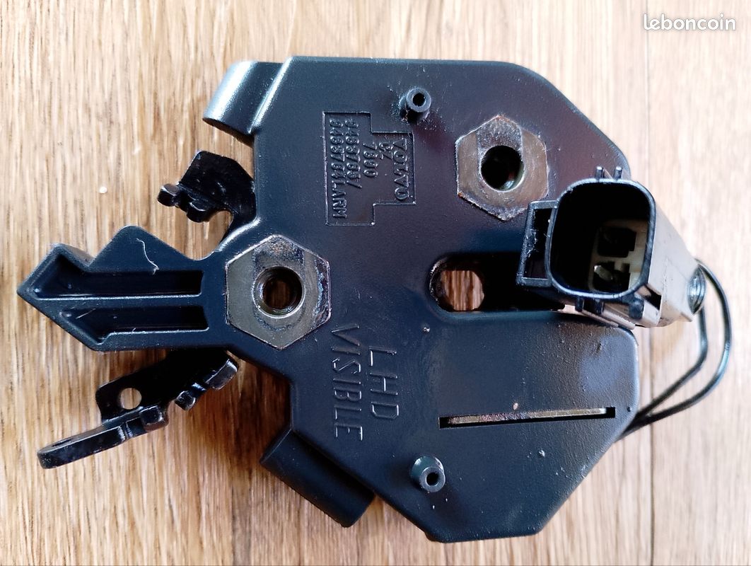 4 Cache-serrures De Portière Pour Volvo XC-40, XC-60, XC-70, XC-90 – Réduit Le Bruit, Protège Et Se Pose En 2 Secondes !