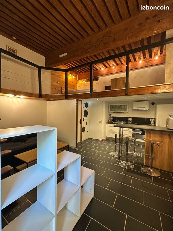Appartement 1 pièce 38 m² · à Chambéry · 38 m² · 700 €