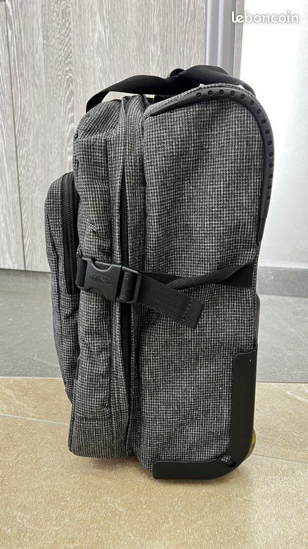 Eastpak cabine (image 2)