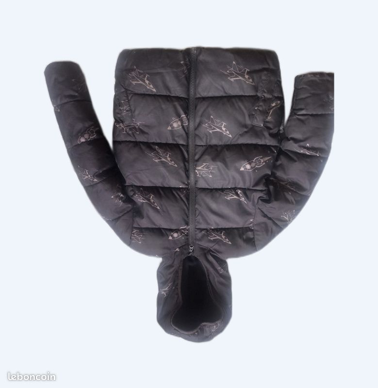 Vend manteau 8ans bon état (image 1)