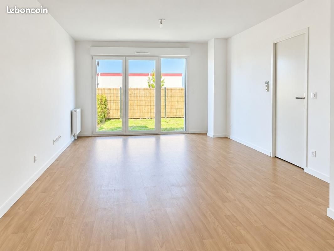 Appartement 3 pièces 65 m² · à Cenon · 65 m² · 841 €/mois