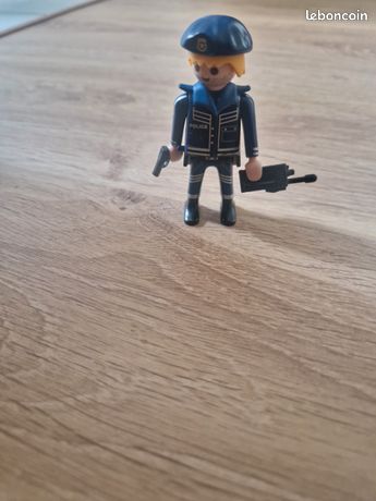 PLAYMOBIL : LOT Personnages Policiers EUR 5,00 - FR