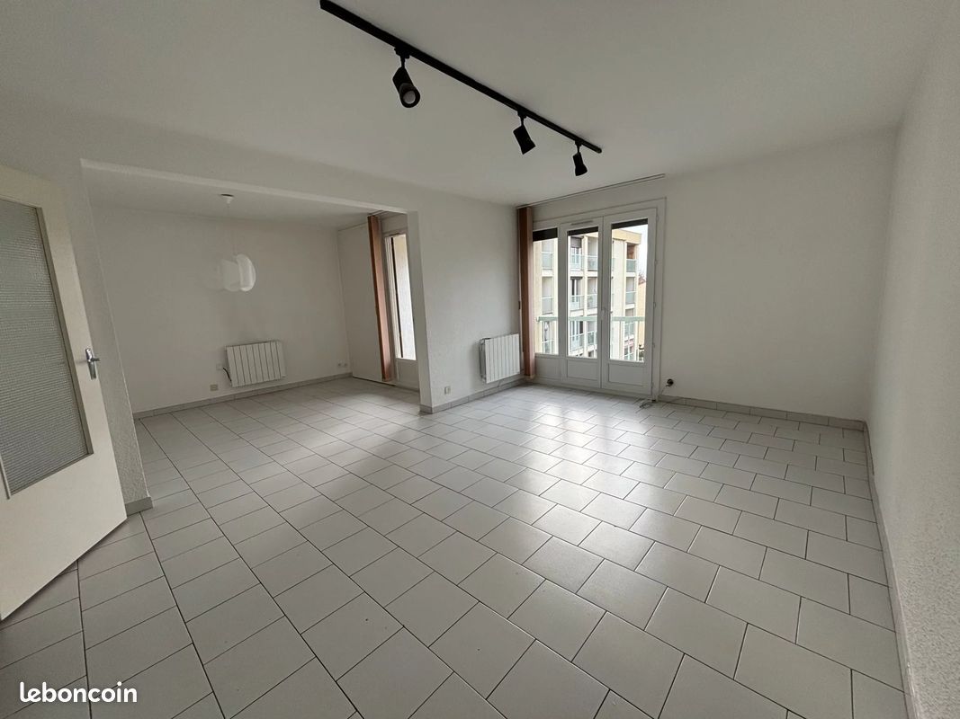 Maison 4 pièces 78 m² · à Guilherand-Granges · 78 m² · 182 000 €