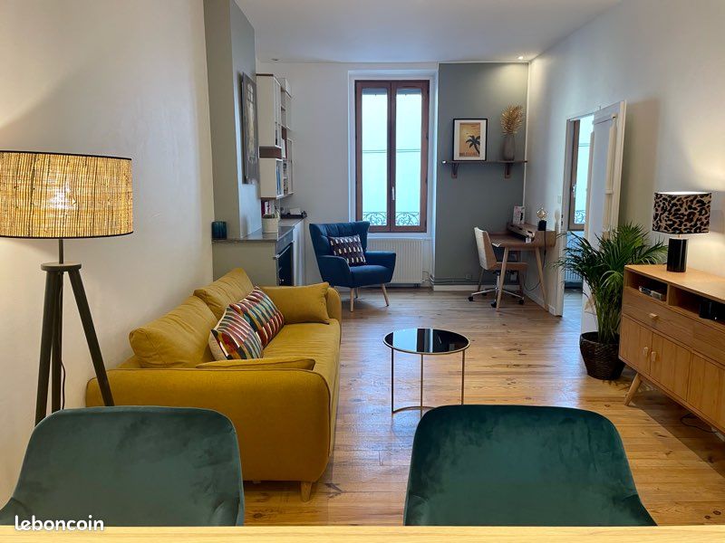 Appartement 2 pièces 55 m² · à Villeurbanne · 55 m² · 1 050 €