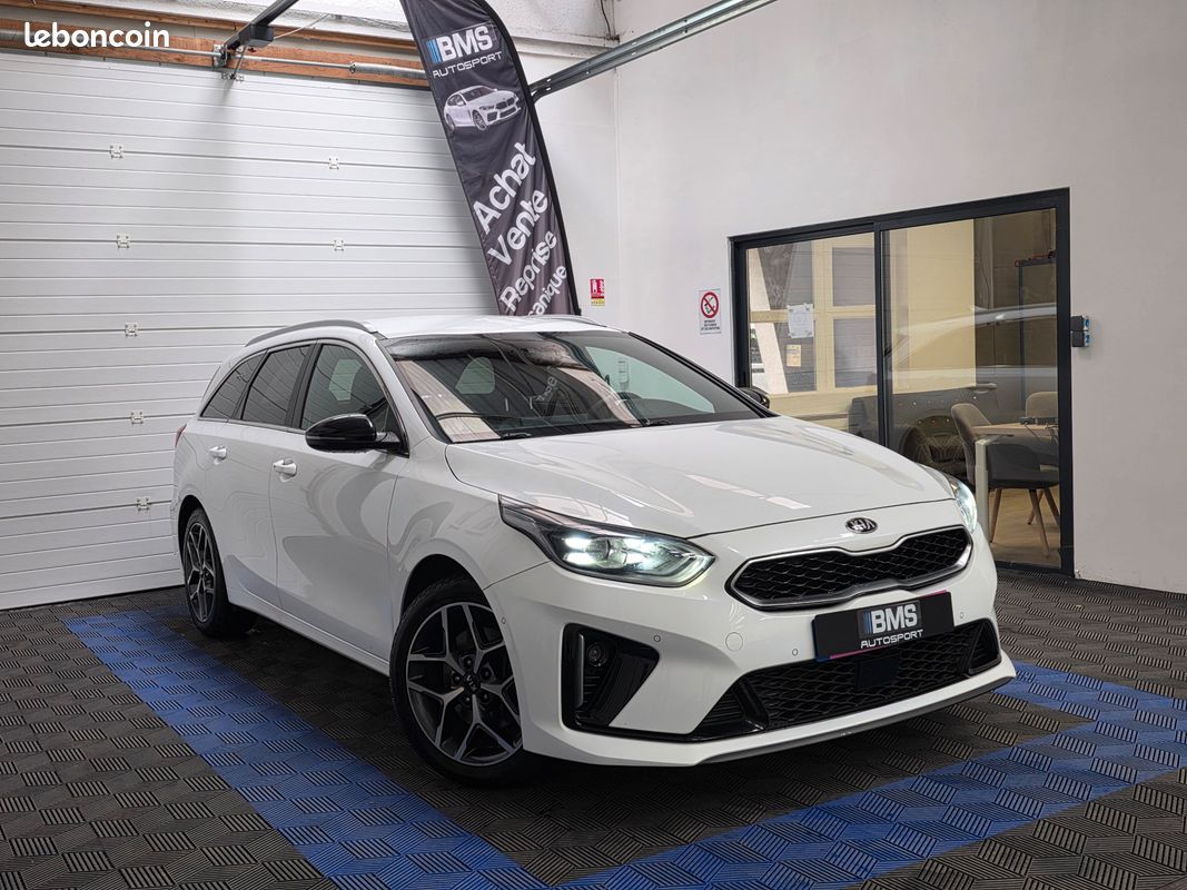 Kia Ceed SW 1.6 CRDI 136 GT-Line DCT7 (Caméra, LED, GPS, BVA) (image 1)