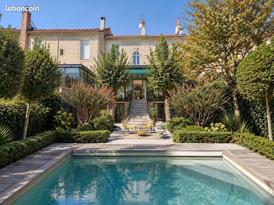 Maison 7 pièces 225 m² · à Bordeaux · 225 m² · 1 299 000 €