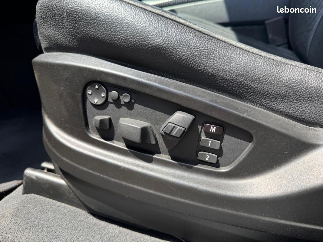 BMW X6 xDrive50i (E71) 4.4 V8 biturbo N63 (image 22)