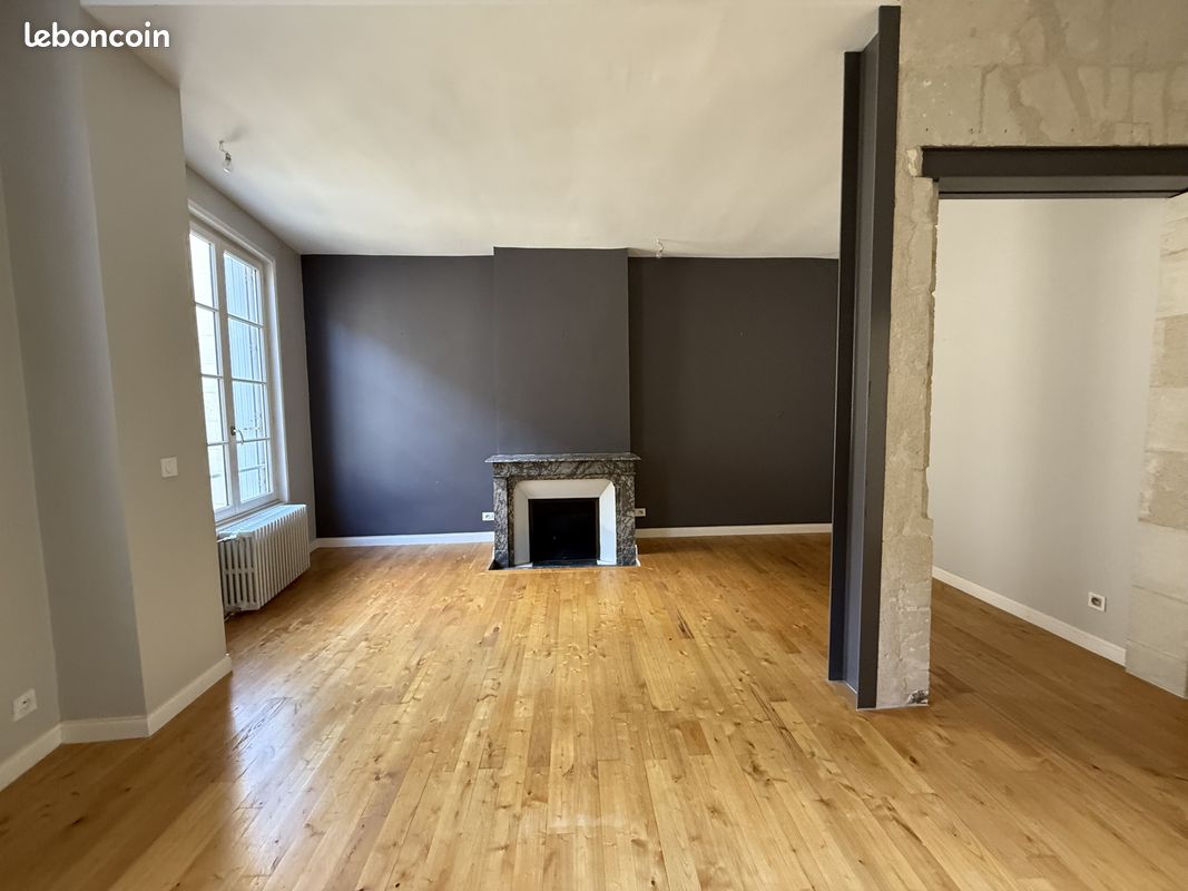 Maison a louer saumur - 10 pièce(s) - 500 m2 - Surfyn