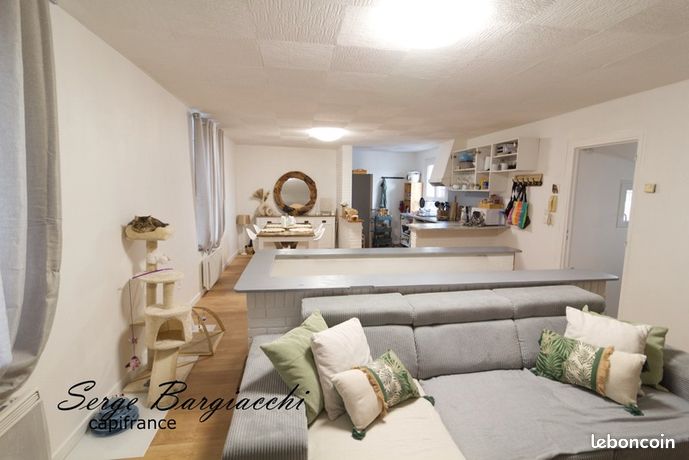 Immeuble 350 m² Courrieres