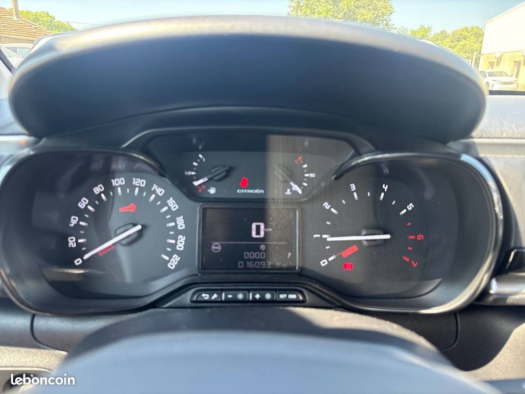 CITROEN C3 PureTech 110 S&S BVM6 Shine (image 12)