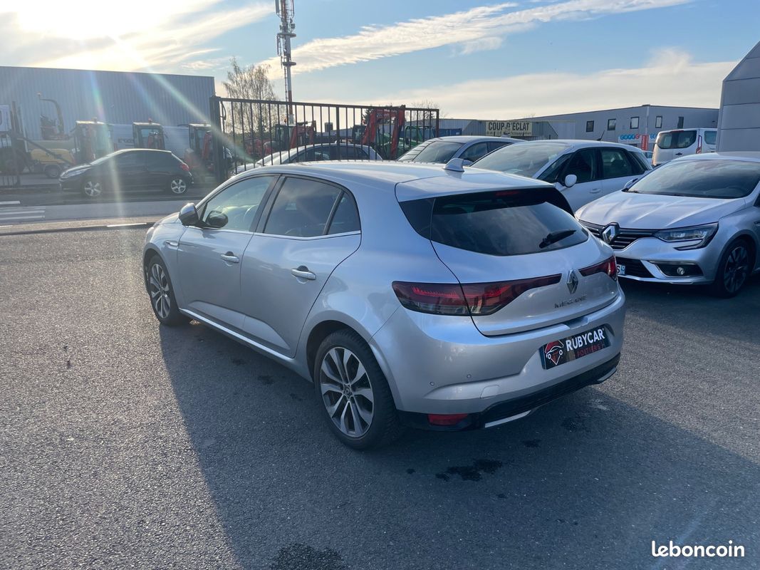 Renault MÉGANE IV Intens 1.5 DCI 115CH PACK BOSE TVA RECUPERABLE (image 7)