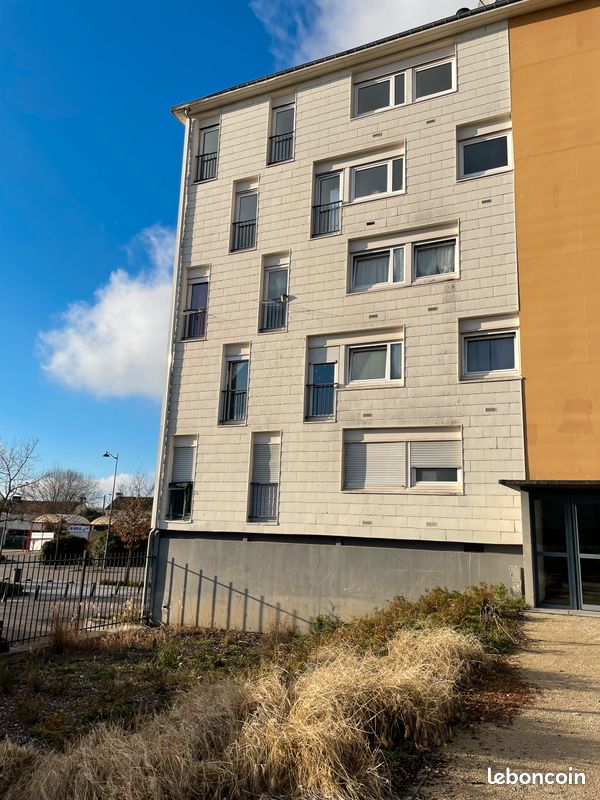Appartement 5 pièces 83 m² · à Saint-Dizier · 83 m² · 48 000 €