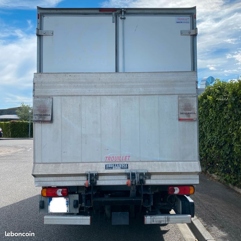 Loa 36 mois renault master 20m3 hayon (image 4)