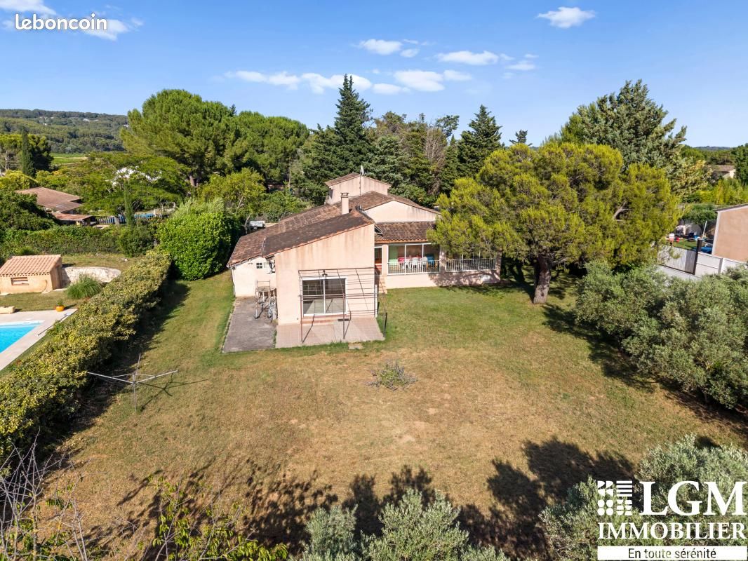 Maison 6 pièces 180 m² · à Éguilles · 180 m² · 720 000 €