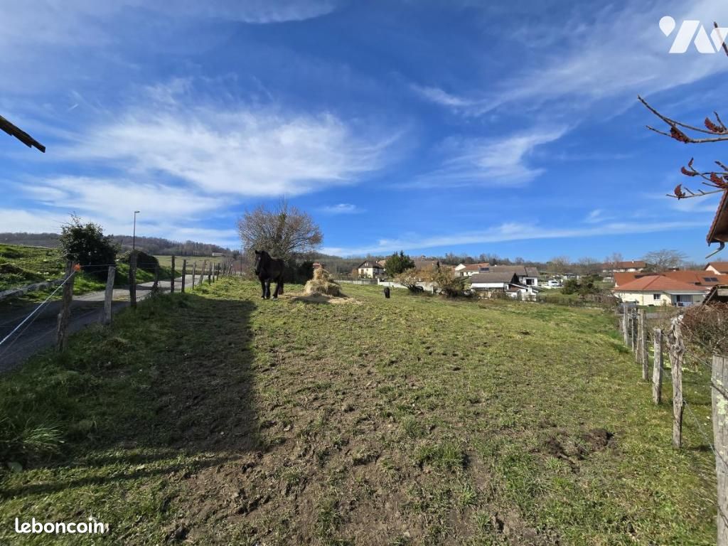 Terrain 3530 m² · à Brens · 3 530 m² · 140 000 €