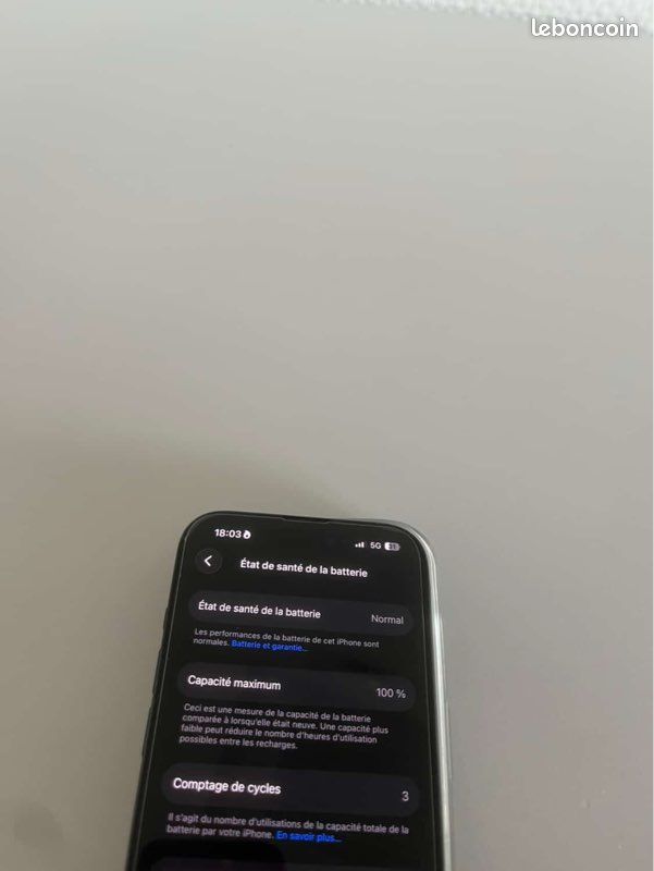 IPhone 15 pro 128go facture + boîte (image 3)