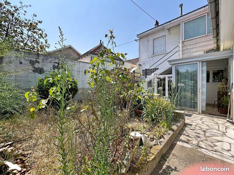 Maison 5 pièces 120 m² · à Nantes · 120 m² · 319 990 €