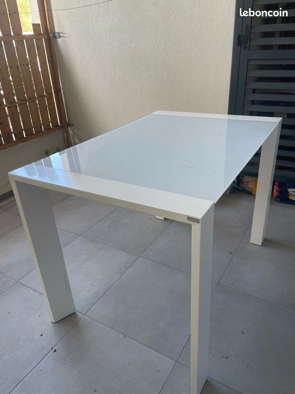 Table haute blanche Xoon (image 3)