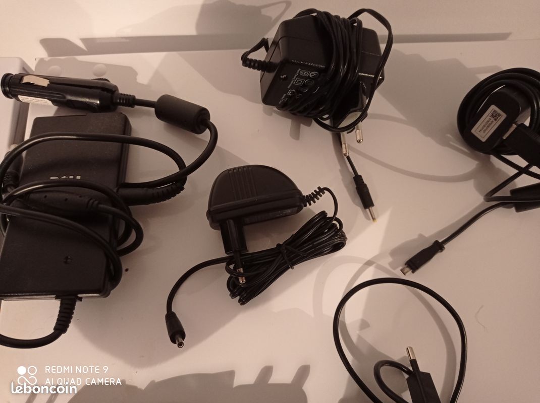 Prises téléphoniques diverses (image 1)