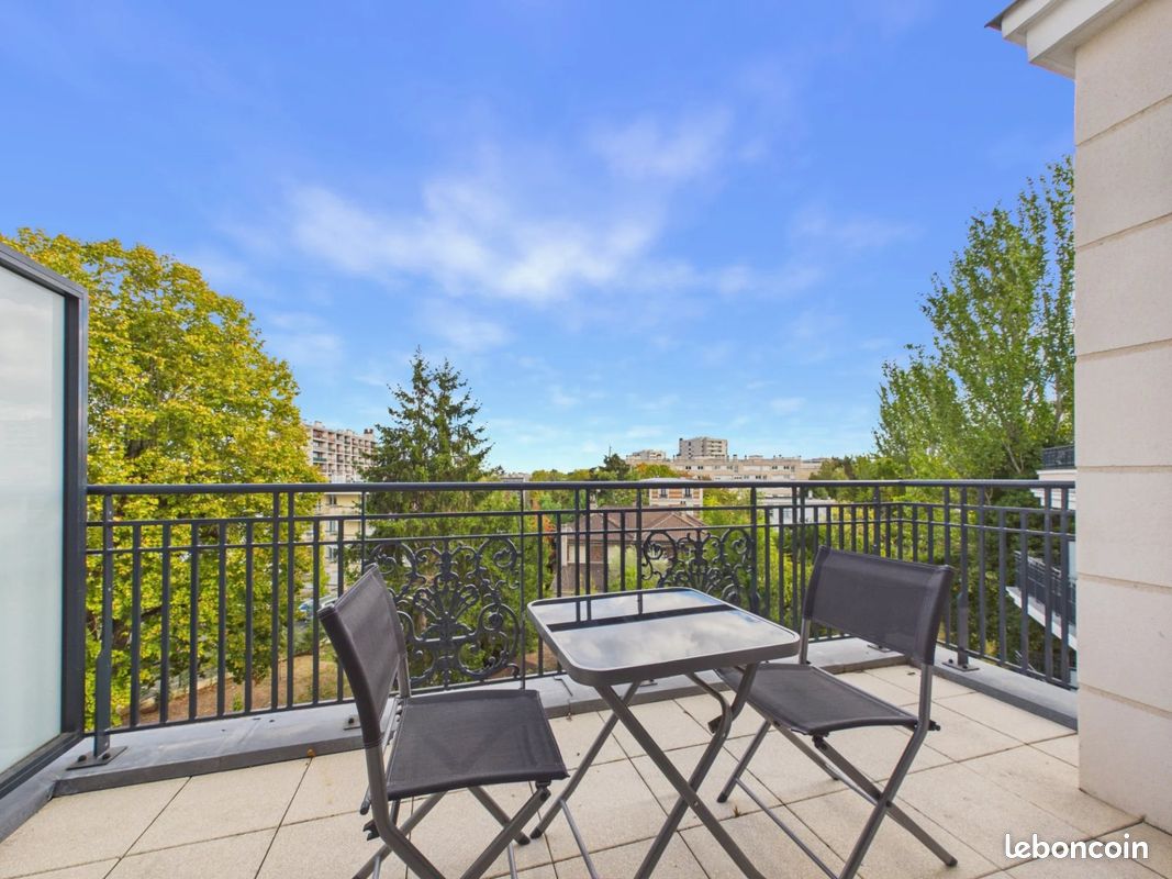 Appartement 3 pièces 64 m² · au Plessis-Robinson · 64 m² · 475 000 €