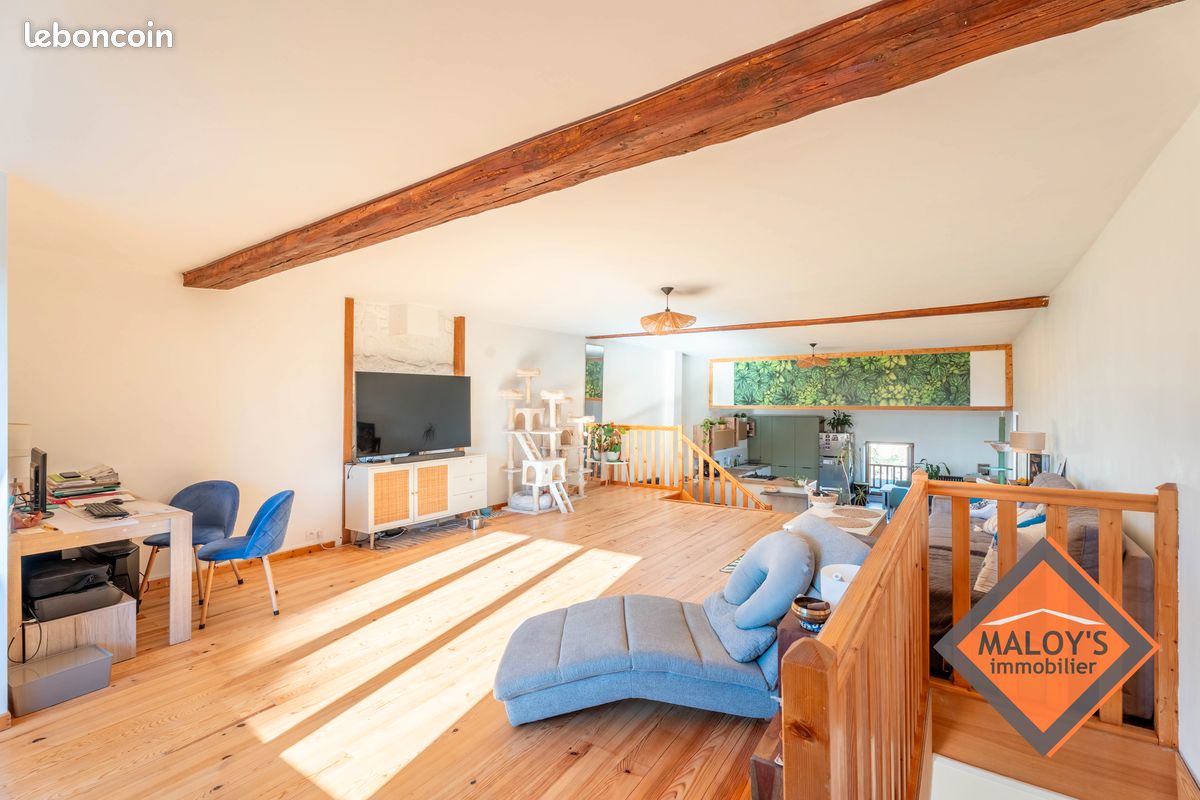 Maison 5 pièces 162 m² · à Sourcieux-les-Mines · 162 m² · 299 900 €
