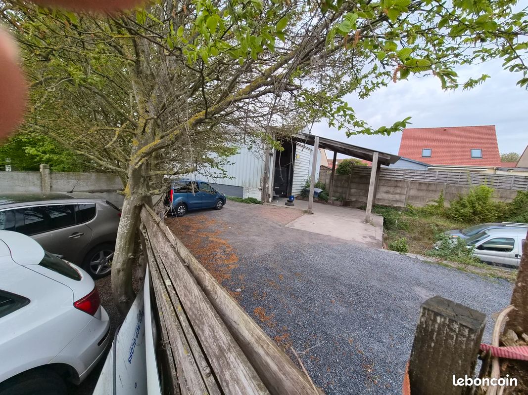 Immeuble 6 pièces 160 m² · à Montigny-en-Gohelle · 160 m² · 900 000 €