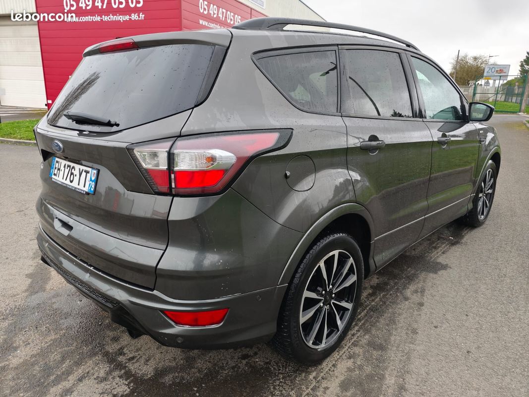 FORD Kuga 2.0 l Phase 2 St-Line Diesel TDCi 150ch Stop&Start ST-Line 4x2 Toit ouvrant (image 10)