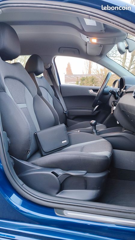 AUDI A1 SPORTBACK TFSi 95 ch ESSENCE EDITION ULTRA SPORT / 5 PORTES / CLIMAUTO / GPS / BLUETOOTH (image 3)