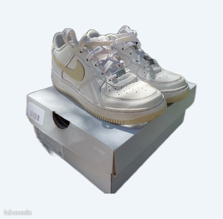 Nike air force one taille 34 Chaussures
