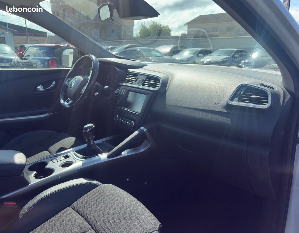 Renault kadjar 1.2 tce 130 ch energy intens s-edition (image 27)