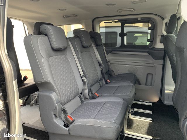 EN STOCK Ford Tourneo Custom INDEPENDANCE 7 PLACES RS L1H1 2.0 EcoBlue 170ch Limited BVA8 TPMR HANDICAP (image 9)