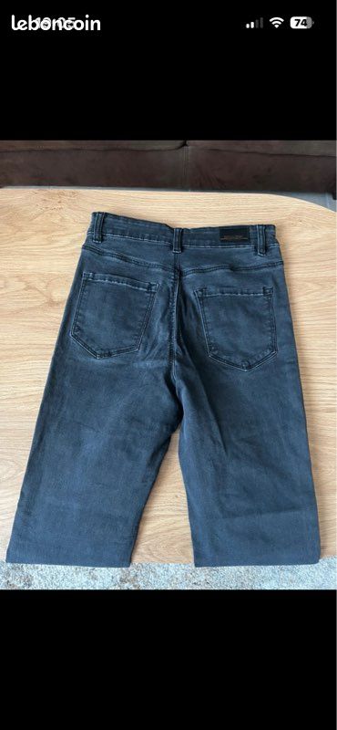 Jean noir - Taille 36 (image 3)