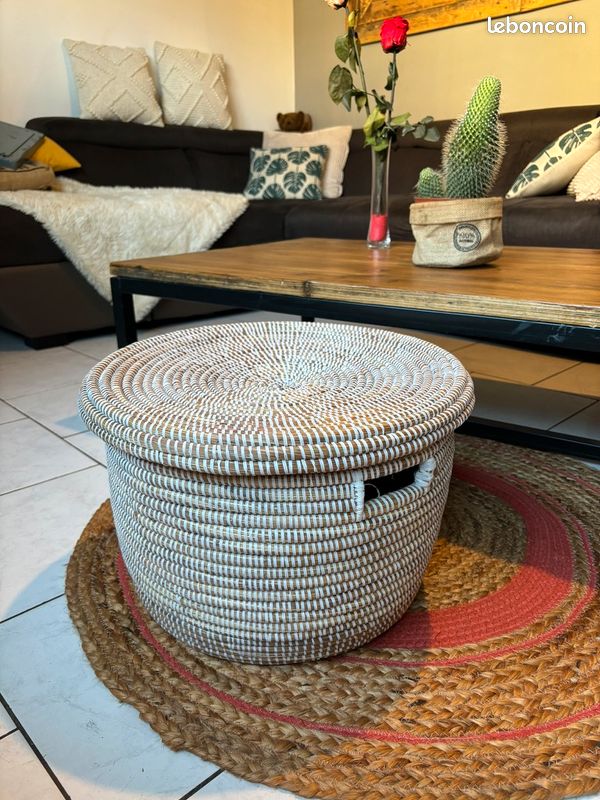 Panier en paille de riz (image 1)