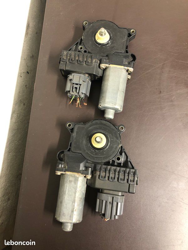 Moteur lève vitre avant gauche Ford mondeo mk3 2002 (image 3)